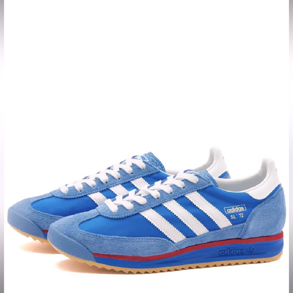 NWT SZ6.5 (UK:5/EU:38) ADIDAS SL 72 RS
In “Blue/Core White & Better Scarlett”❣️